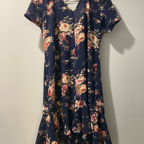 Size small Dress from francescas - Picture 2 of 2